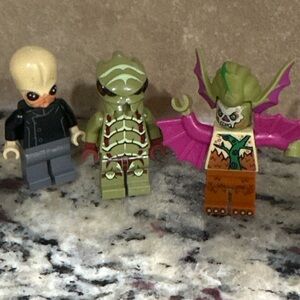 Lego Minifigure Lot with Green, Pink, Tan, Black and Gray Figures